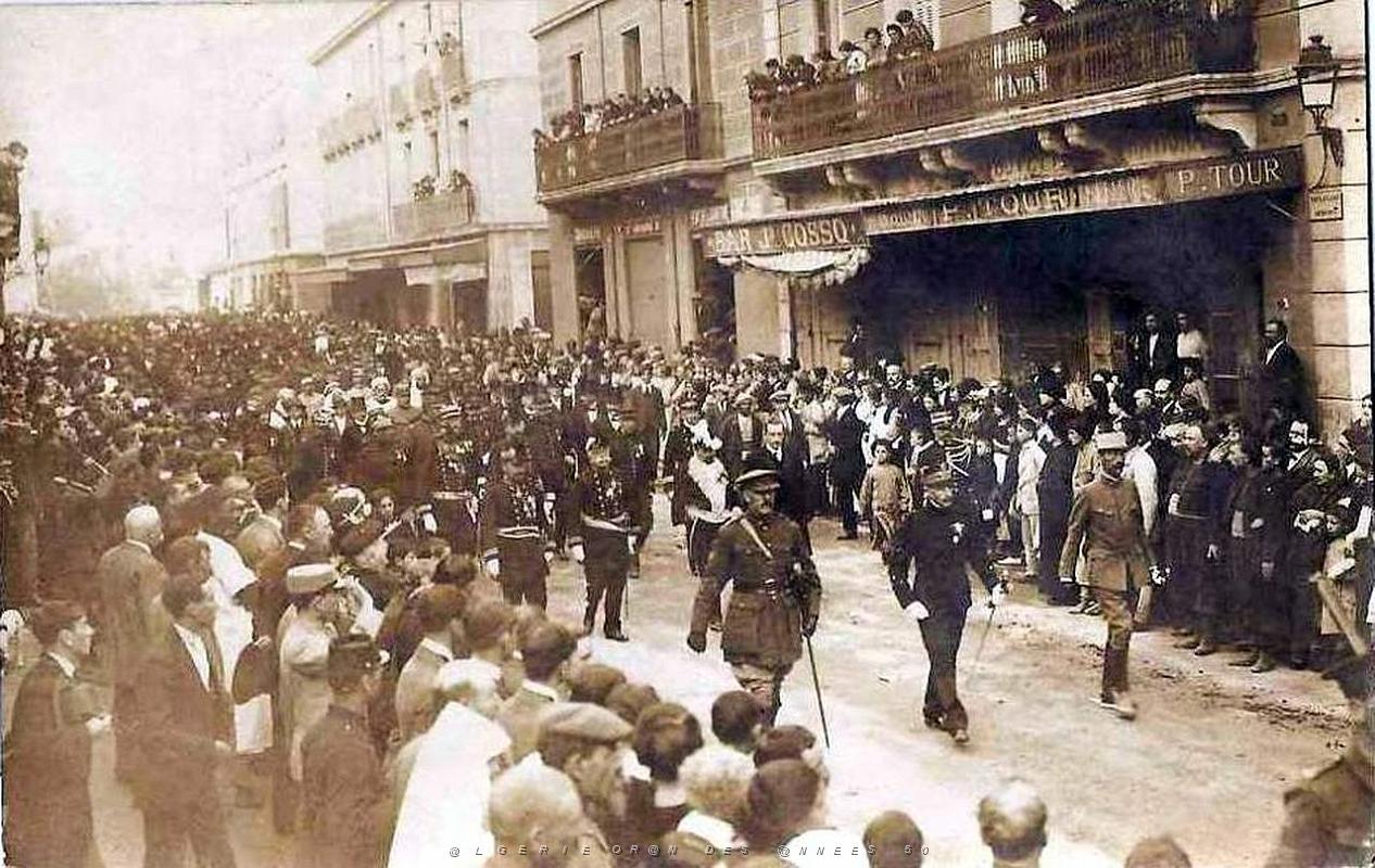 Oran- SDV- 4960- Francais et anglais victimes sous-marins allemands.jpg